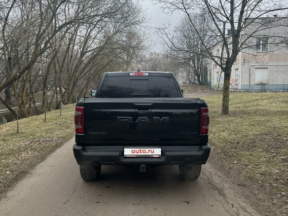 2020 Ram 1500 Crew Cab V, чёрный, 5100000 рублей - вид 5