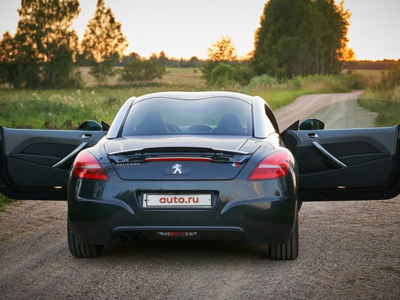 2010 Peugeot RCZ I, серый - вид 2