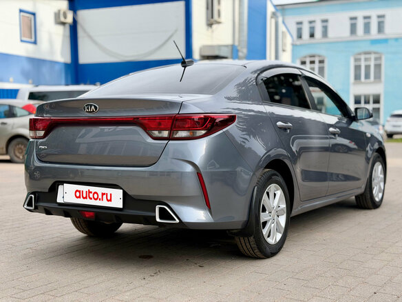 2020 Kia Rio IV Рестайлинг, серый - вид 6