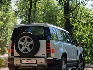 2021 Land Rover Defender 110 II, белый, 6200000 рублей, вид 2