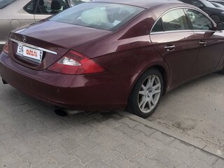 2005 Mercedes-Benz CLS 350 I (C219), красный, 900000 рублей, вид 3