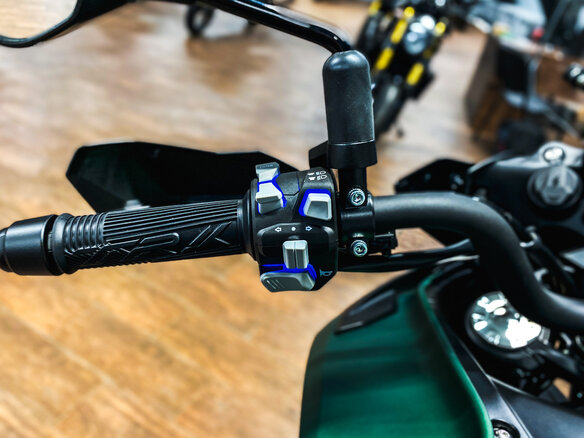 2026 Benelli TRK 702, зелёный, 739000 рублей - вид 12