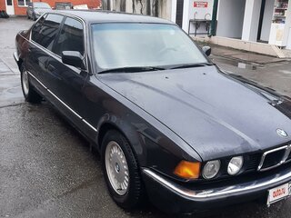 1991 BMW 7 серии 735i II (E32), чёрный, 750000 рублей, вид 5