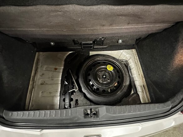 2009 Nissan Micra III (K12), серый, 500000 рублей - вид 10