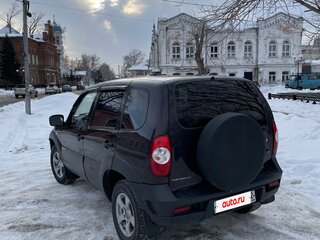 2013 Chevrolet Niva I Рестайлинг, коричневый, 620000 рублей, вид 4