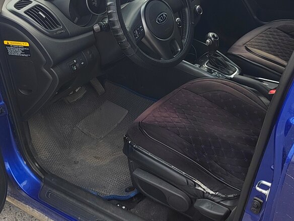 2011 Kia Cerato 4-speed II, голубой, 660000 рублей - вид 6
