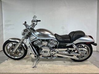 2003 Harley-Davidson V-Rod, серебристый, 460000 рублей, вид 2