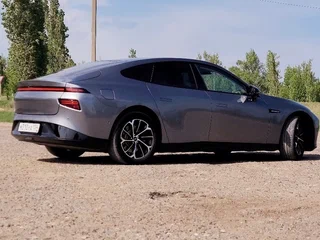 2020 Xpeng P7 Super-Long Range I, серый, 3200000 рублей, вид 2