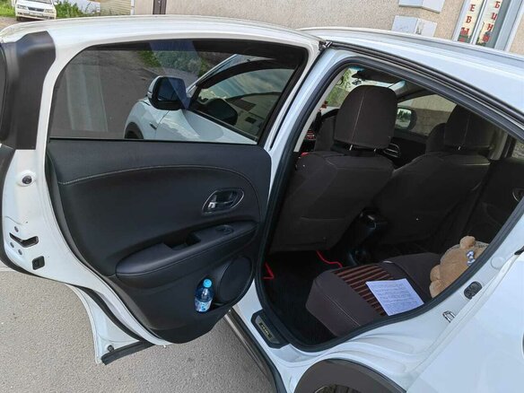 2014 Honda Vezel I, белый, 1450000 рублей - вид 17