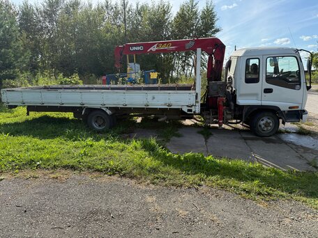 2004 Isuzu Forward (F-Series), белый, 4800000 рублей, вид 3
