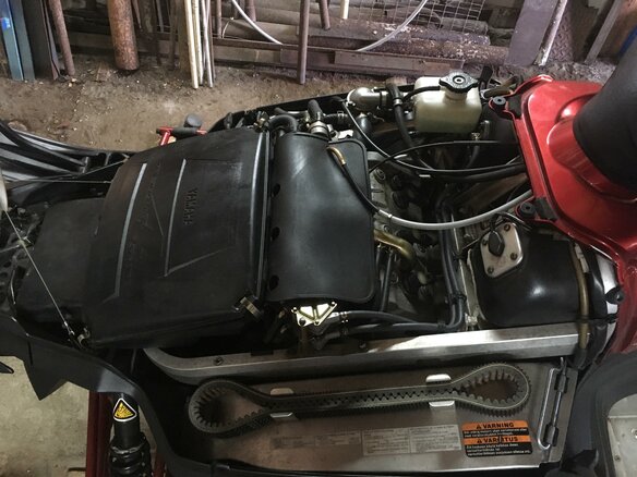 2005 Yamaha RS Venture, красный - вид 6