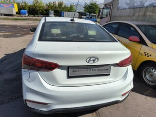 2017 Hyundai Solaris II, жёлтый, 620000 рублей, вид 5
