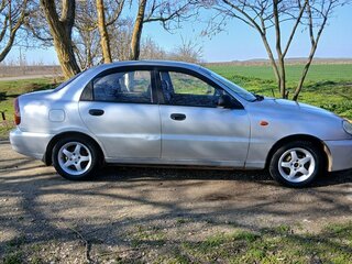 2006 Chevrolet Lanos I, серебристый, 280000 рублей, вид 3