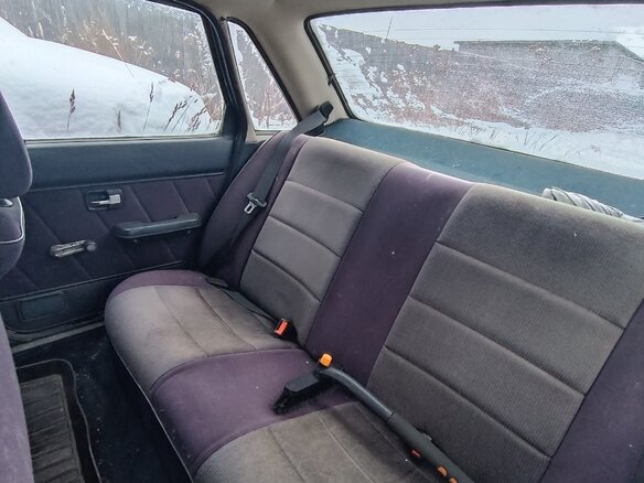 1986 Audi 80 III (B2), синий, 79000 рублей - вид 9