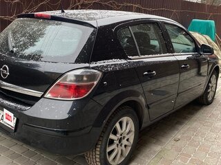 2013 Opel Astra H Рестайлинг, чёрный, 650000 рублей, вид 2