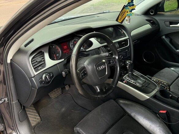 2008 Audi A4 IV (B8), чёрный, 950000 рублей - вид 4