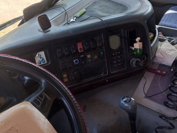 2007 Sinotruk Howo A5, красный, 830000 рублей - вид 3