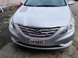 2012 Hyundai Sonata VI (YF), серебристый, 650000 рублей, вид 2