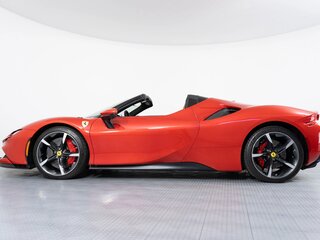 2022 Ferrari SF90 Spider, красный, 63321225 рублей, вид 3
