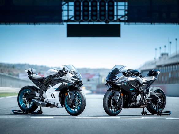 2026 CFMoto 675SR-R, белый, 769410 рублей - вид 10