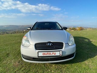 2007 Hyundai Verna II, серебристый, 450000 рублей, вид 1