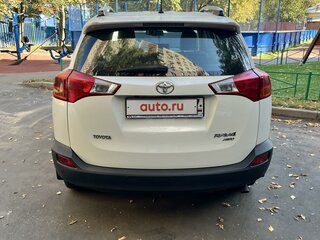 2014 Toyota RAV4 IV (XA40), белый, 1750000 рублей, вид 4