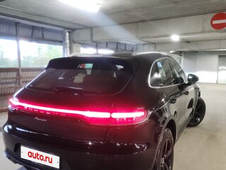 2020 Porsche Macan I Рестайлинг, чёрный, 6999999 рублей, вид 3