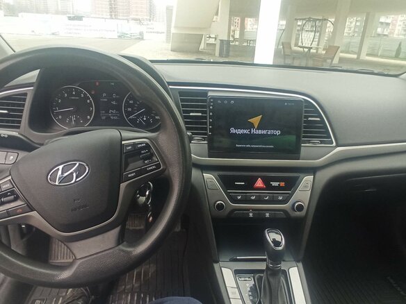 2017 Hyundai Elantra VI (AD), серый, 1400000 рублей - вид 6