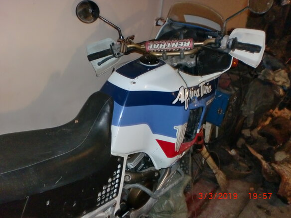 1990 Honda XRV 750 Africa Twin, белый, 300000 рублей - вид 6