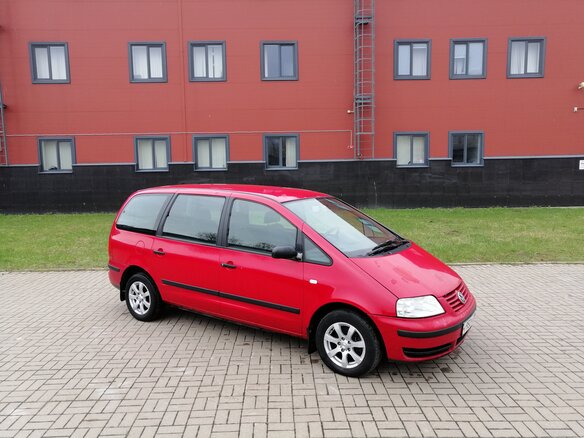 2000 Volkswagen Sharan I Рестайлинг, красный, 495000 рублей - вид 2