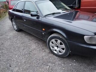 1995 Audi A6 I (C4), серый, 370000 рублей, вид 1