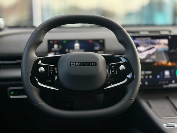 2025 Omoda C7, белый - вид 11