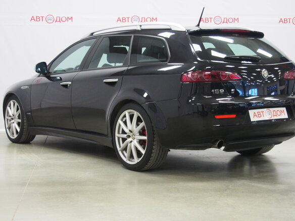 2009 Alfa Romeo 159, чёрный - вид 5