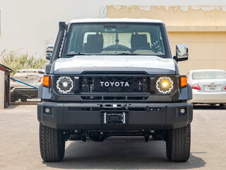 2026 Toyota Land Cruiser 79 70 Series Рестайлинг 2, серый, 10193701 рублей, вид 2
