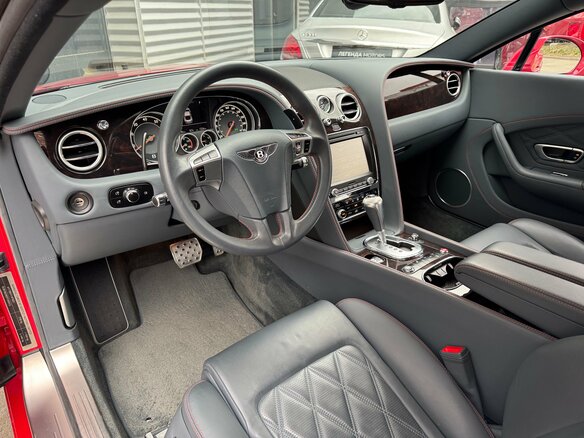 2015 Bentley Continental GT II, красный - вид 21