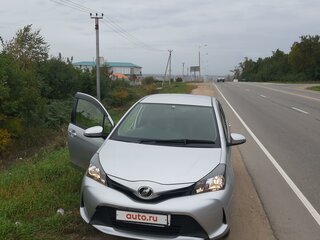 2014 Toyota Vitz III (XP130) Рестайлинг, серый, 1000000 рублей, вид 1