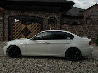 2011 BMW 3 серии 318i V (E90/E91/E92/E93) Рестайлинг, белый, 1050000 рублей, вид 4