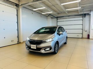 2018 Honda Fit III Рестайлинг, серый, 1329000 рублей, вид 2