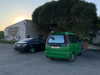 1998 Toyota Town Ace Noah III, зелёный, 520000 рублей, вид 1
