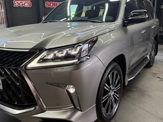 2017 Lexus LX 570 III Рестайлинг 2, серый, 8950000 рублей, вид 2