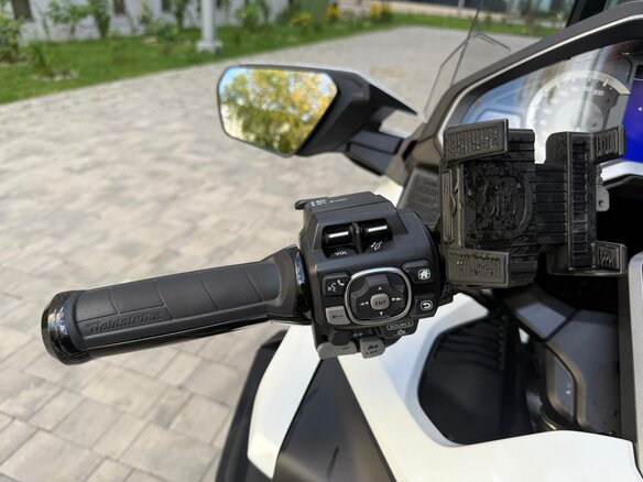 2021 Honda GL 1800 Gold Wing, белый, 2830000 рублей - вид 14