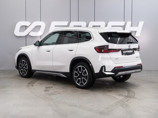 2023 BMW X1 28i xDrive III (U11/U12), белый, 4699000 рублей, вид 2
