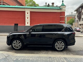 2022 Lexus LX 600 IV, чёрный, 18000000 рублей, вид 4