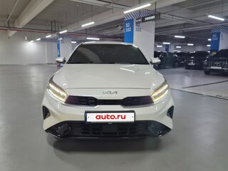 2023 Kia K3 II Рестайлинг, белый, 1500000 рублей, вид 3