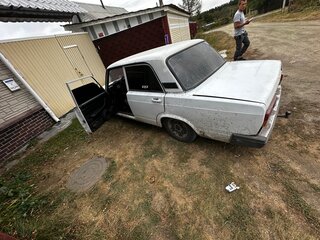 2006 Lada (ВАЗ) 2107, белый, 75000 рублей, вид 5