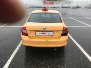 2017 Skoda Rapid I, жёлтый, 450000 рублей, вид 3