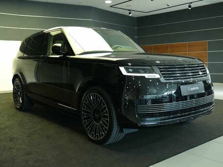 2024 Land Rover Range Rover P615 MHEV Long V, чёрный, 26000000 рублей, вид 3