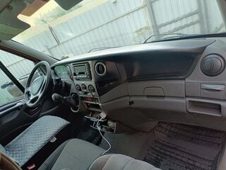 2011 Iveco Daily, красный, 1100000 рублей, вид 2