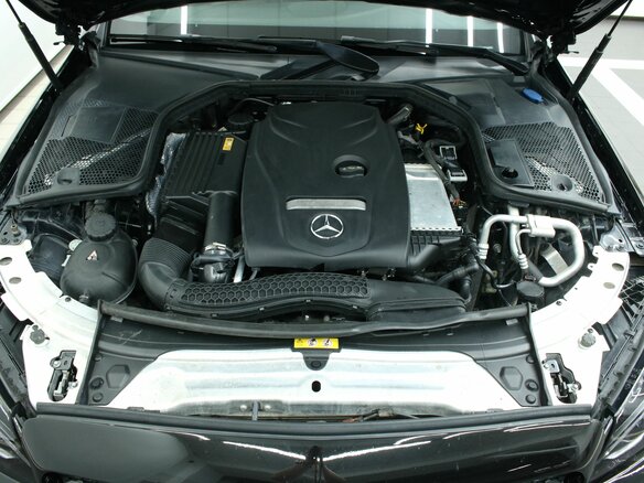 2016 Mercedes-Benz C-Класс 200 IV (W205), чёрный - вид 5