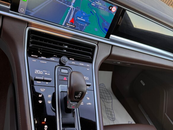2019 Porsche Panamera 4 Sport Turismo II, синий, 7100000 рублей - вид 34